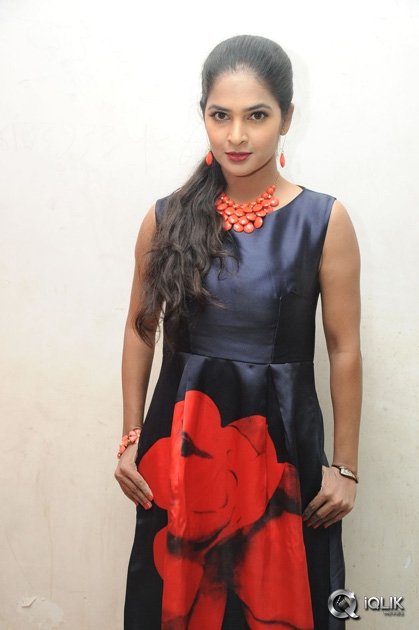 Madhumitha-at-Bhale-Bhale-Magadivoy-Movie-Success-Meet